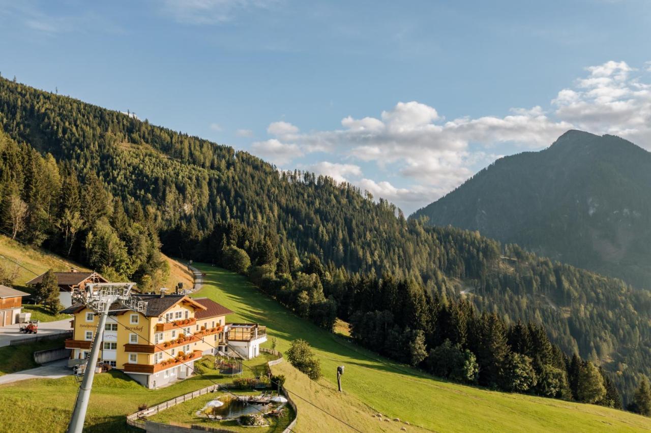 Alpendorf Hotel Stern Sankt Johann im Pongau Eksteriør billede
