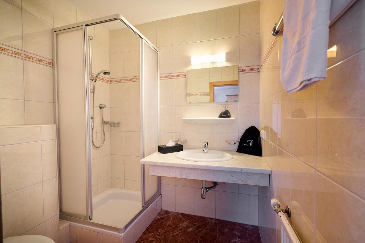 Alpendorf Hotel Stern Sankt Johann im Pongau Eksteriør billede